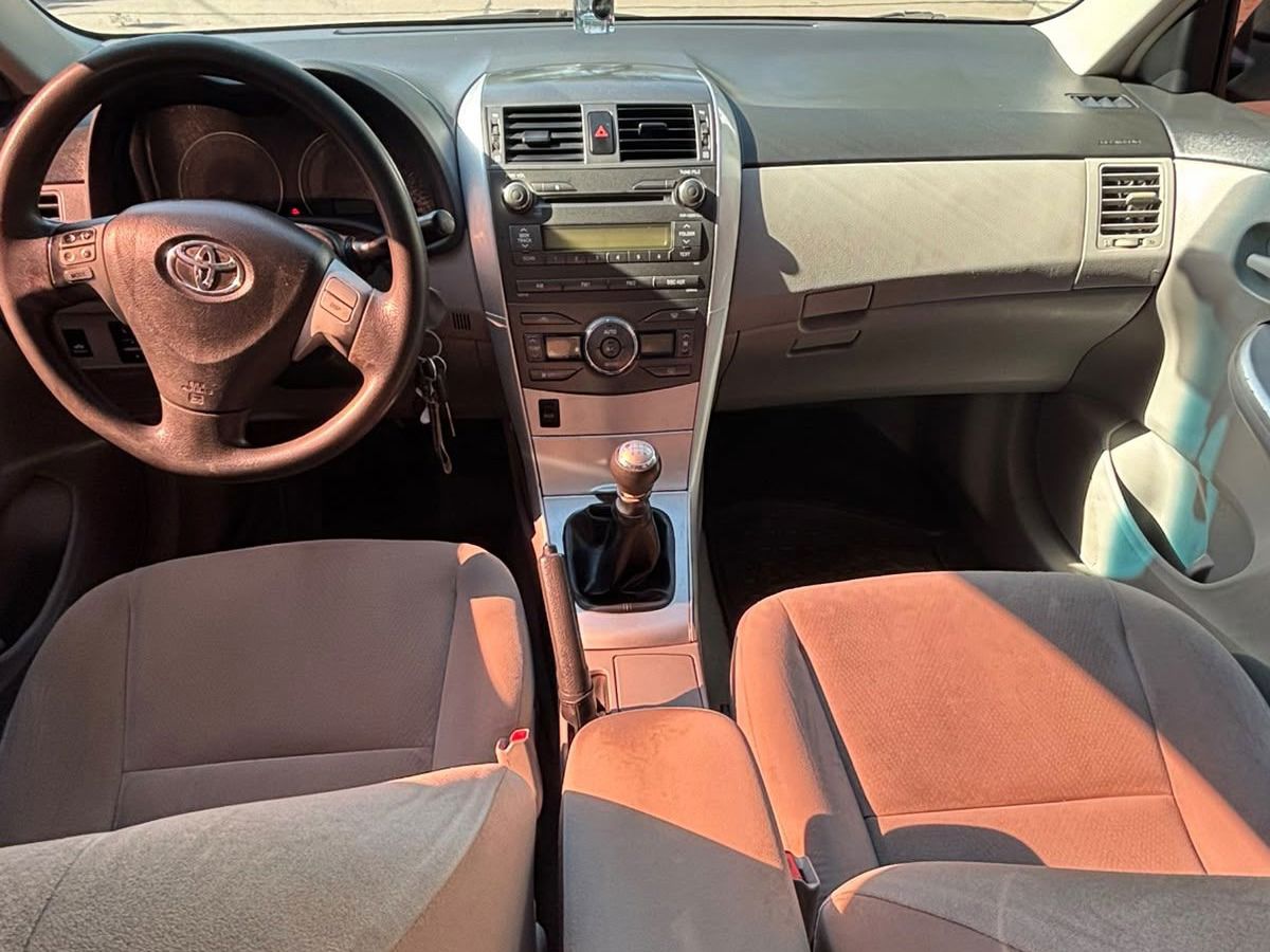 Toyota Corolla XEI 1.8 MT