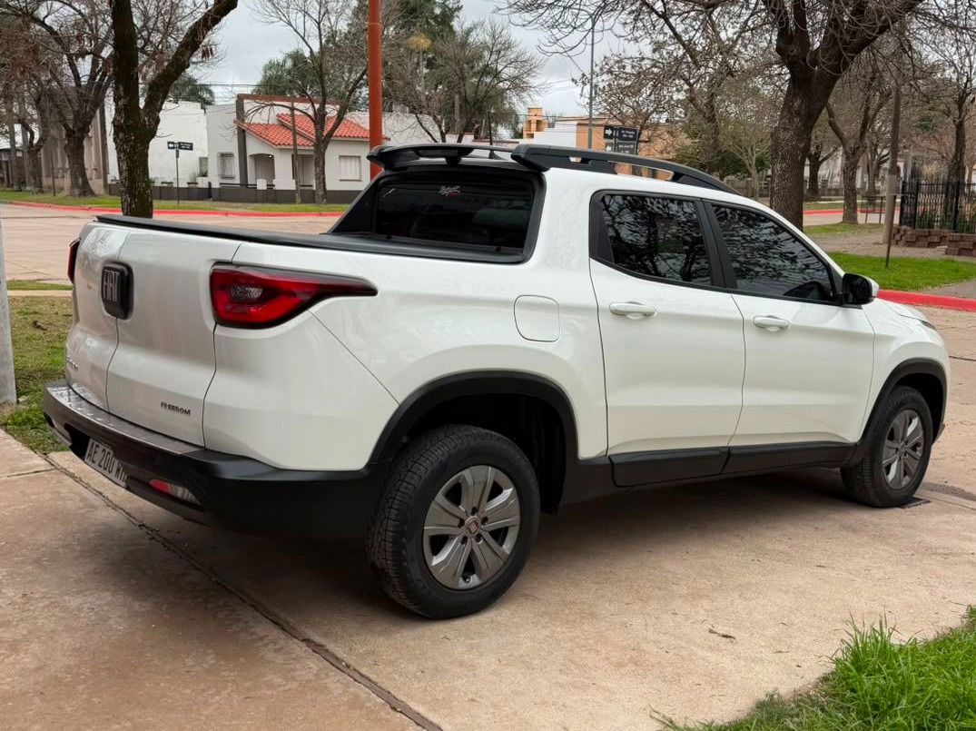 Fiat Toro Freedom 1.8 AT