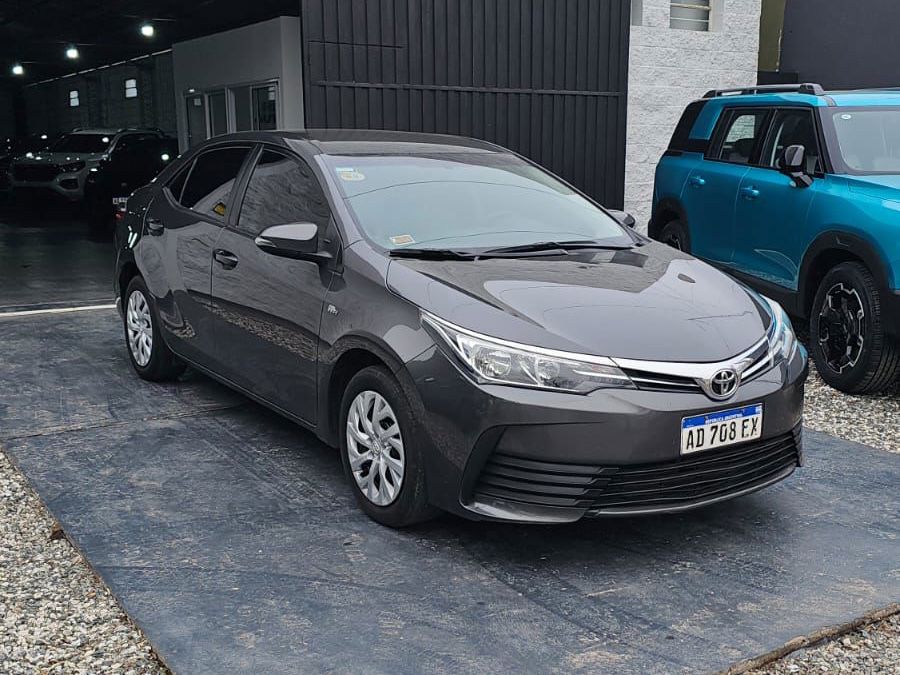 Toyota COROLLA XLI 1.8 6M/T
