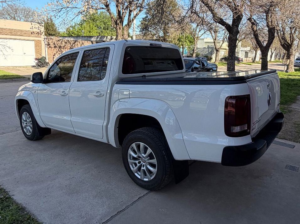 Volkswagen Amarok Confortline MT 4x4 180HP
