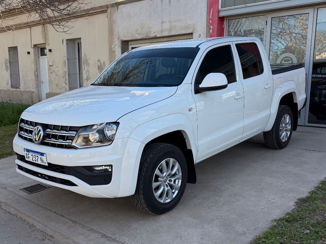 Volkswagen Amarok Confortline MT 4x4 180HP